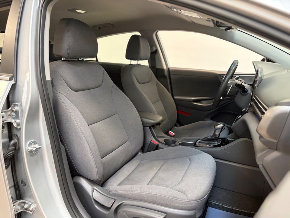 Hyundai Ioniq 1,6 HEV Premium DCT 5d
