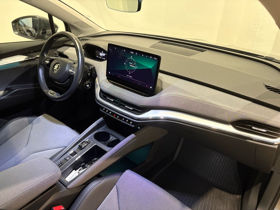 Skoda Enyaq 80 iV Loft 5d