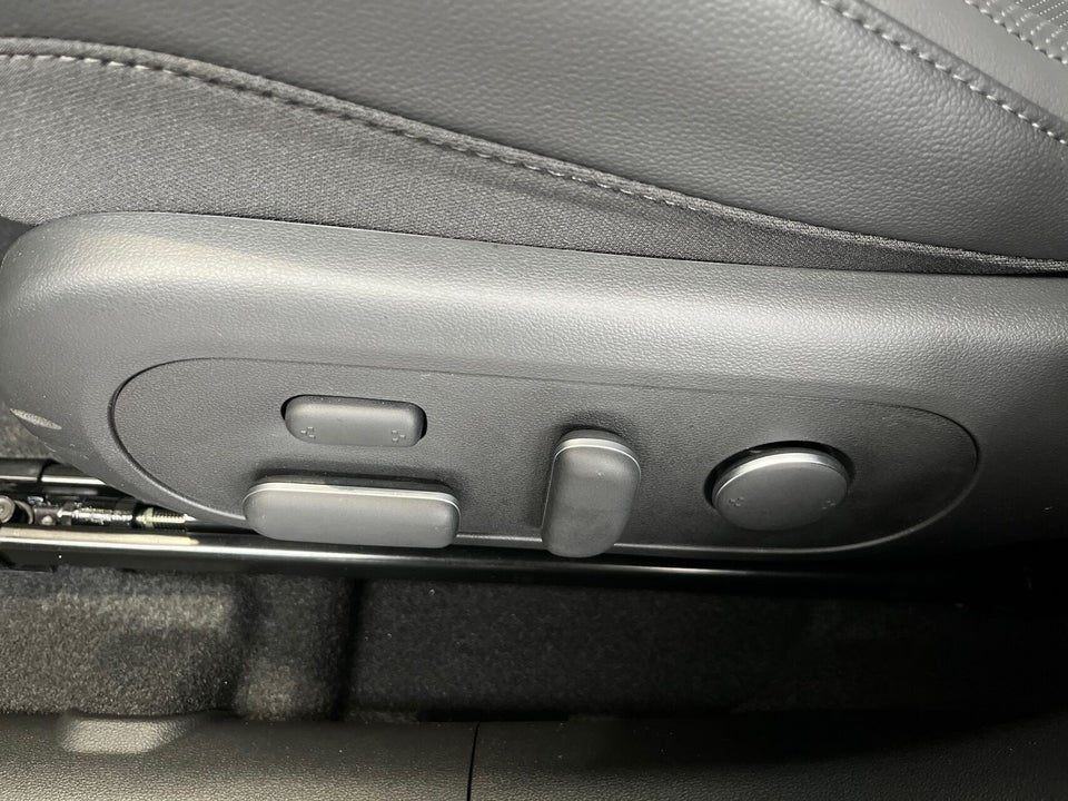 Hyundai Kona 65 EV Ultimate 5d