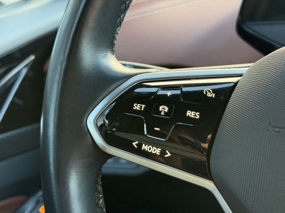 VW ID.4 77 Business Performance 5d