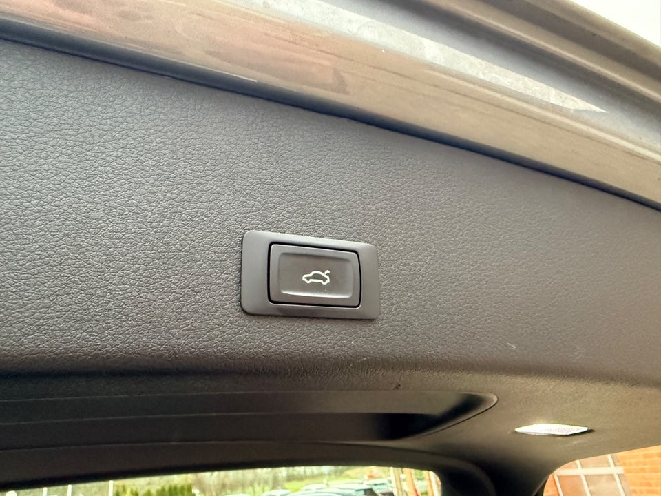 Audi e-tron 50 quattro 5d