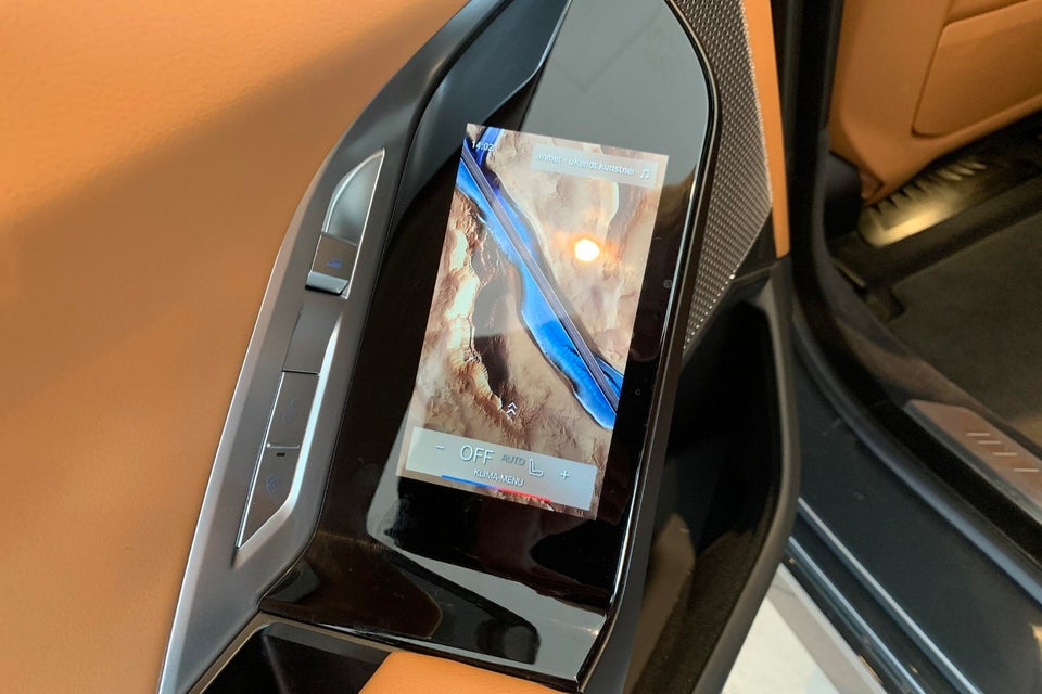 BMW i7 eDrive50 M-Sport 4d