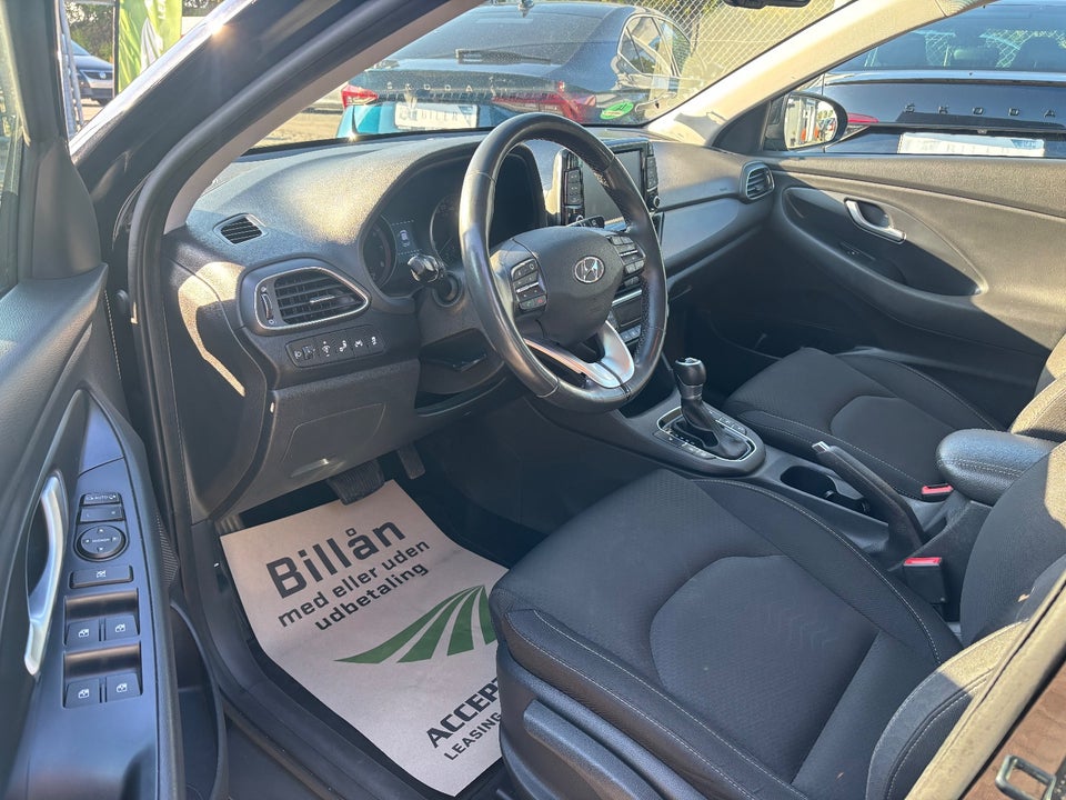 Hyundai i30 1,4 T-GDi Trend stc. DCT 5d