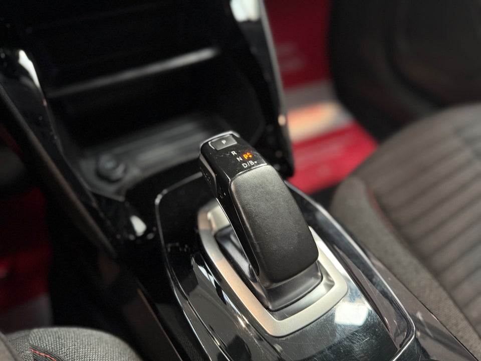 Peugeot e-2008 50 Active Pack 5d