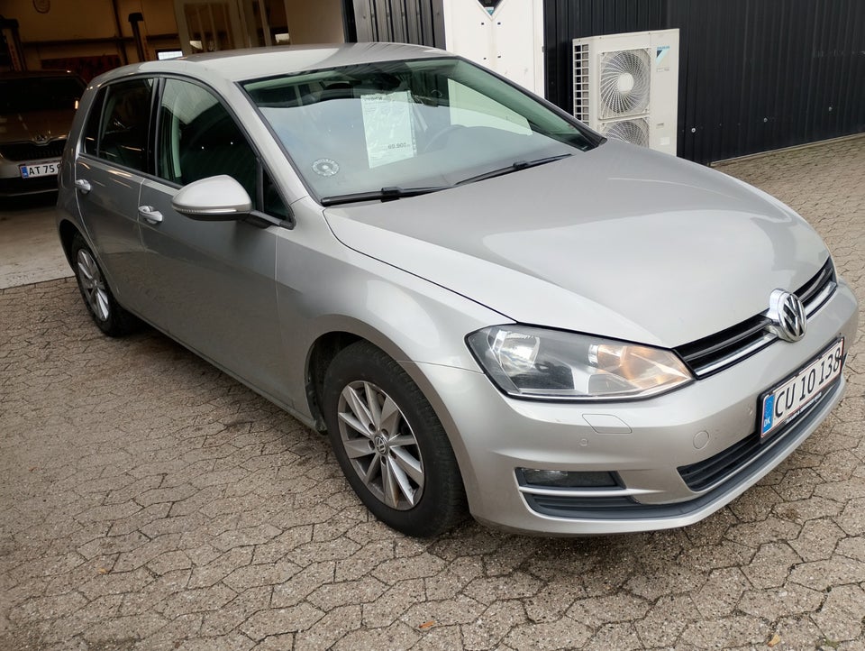 VW Golf VII 1,4 TSi 122 Comfortline BMT 5d