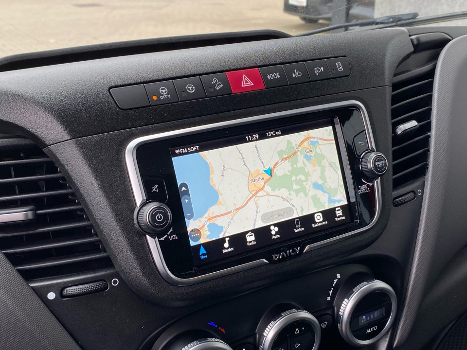 Iveco Daily 3,0 35S18 4100mm Lad AG8