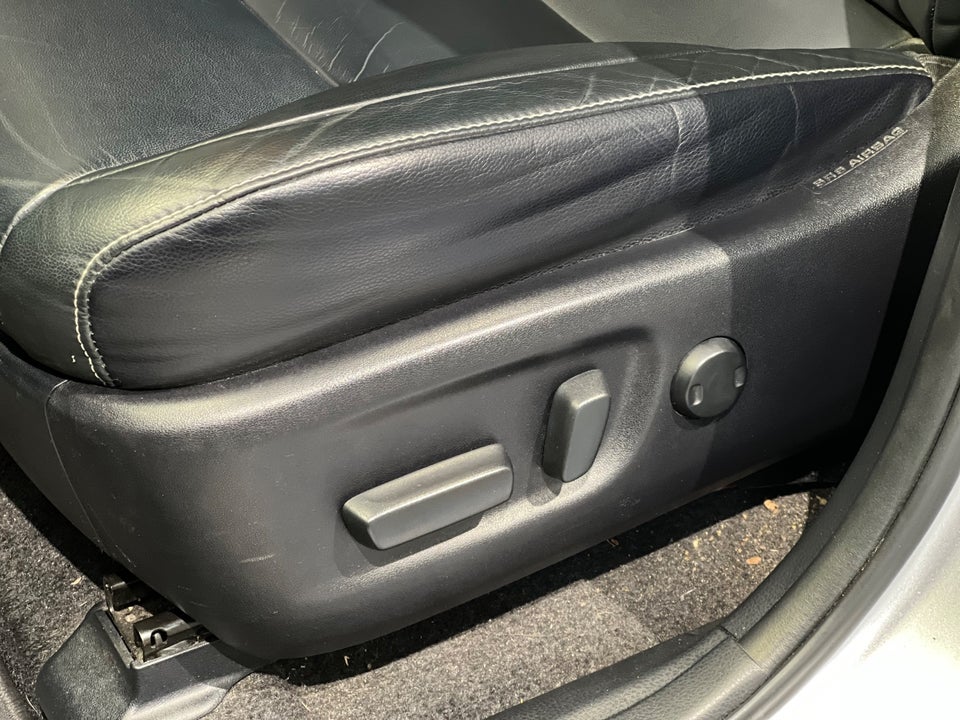 Toyota RAV4 2,0 D-4D T3 5d