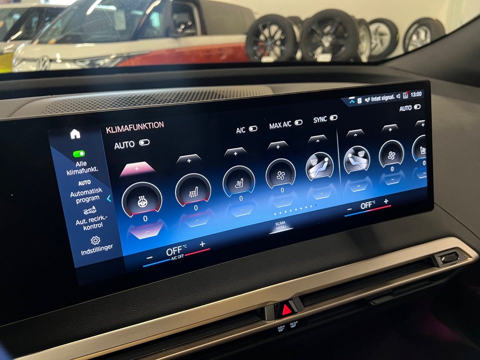 BMW iX xDrive50 Fully Charged 5d