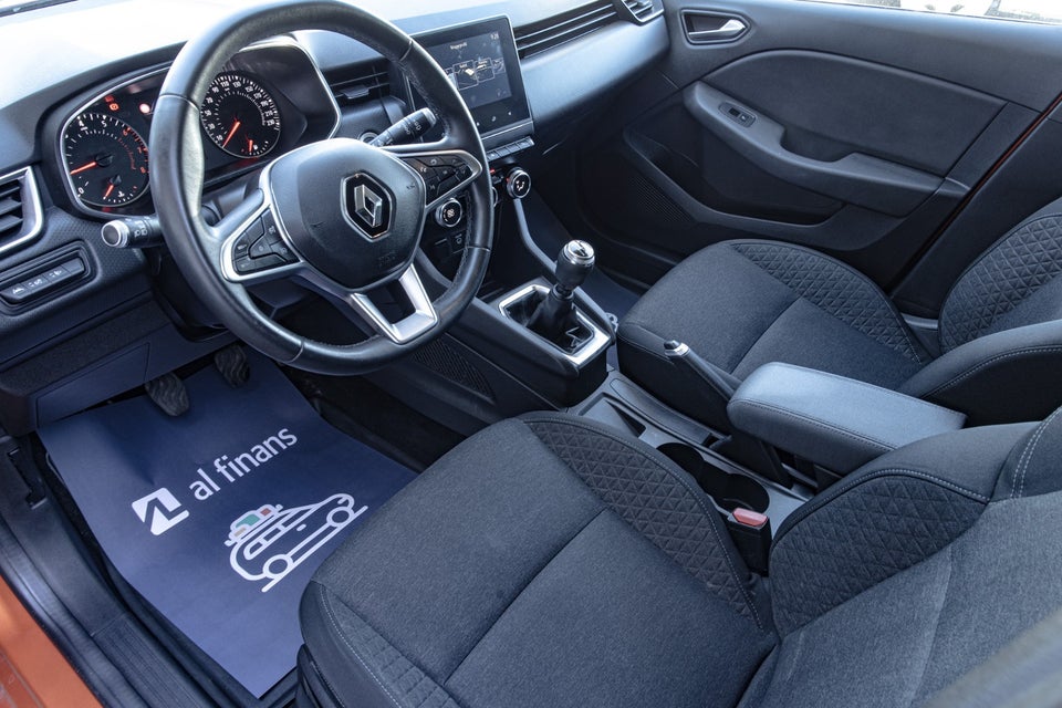 Renault Clio V 1,0 TCe 100 Intens 5d