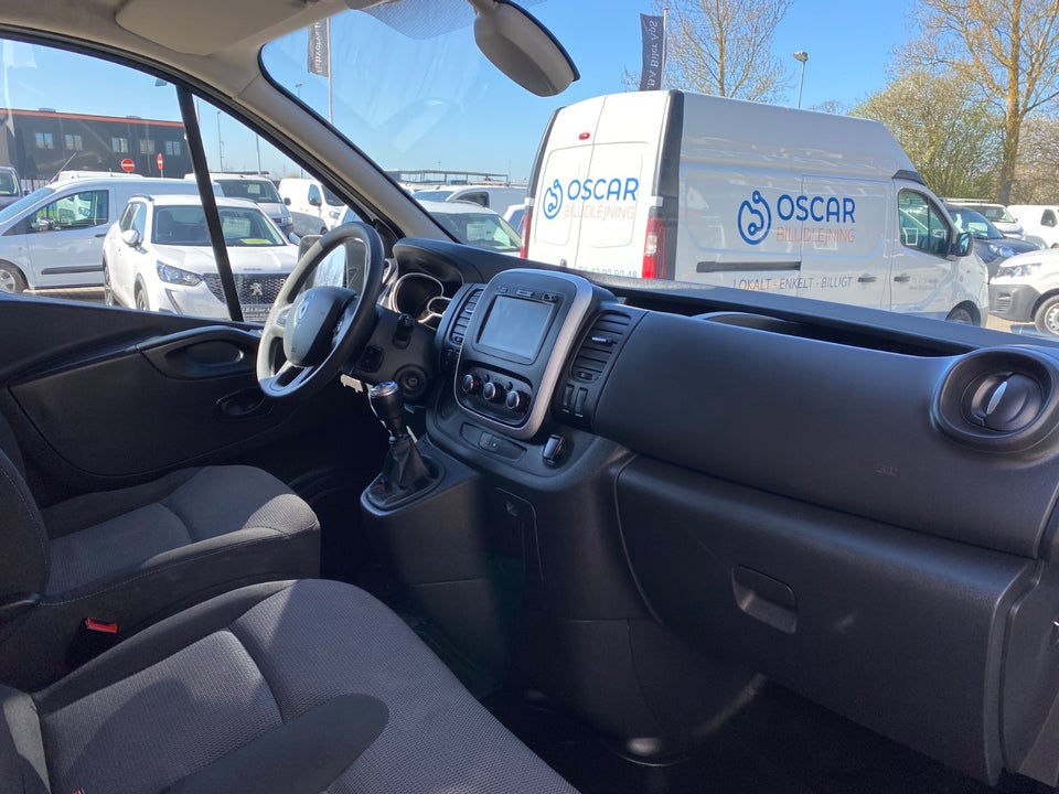 Renault Trafic T29 2,0 dCi 120 L2H1