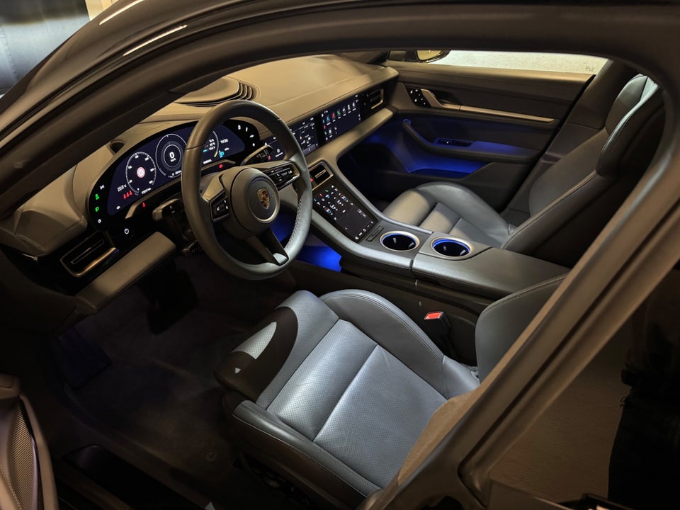 Porsche Taycan 4S Performance+ 4d