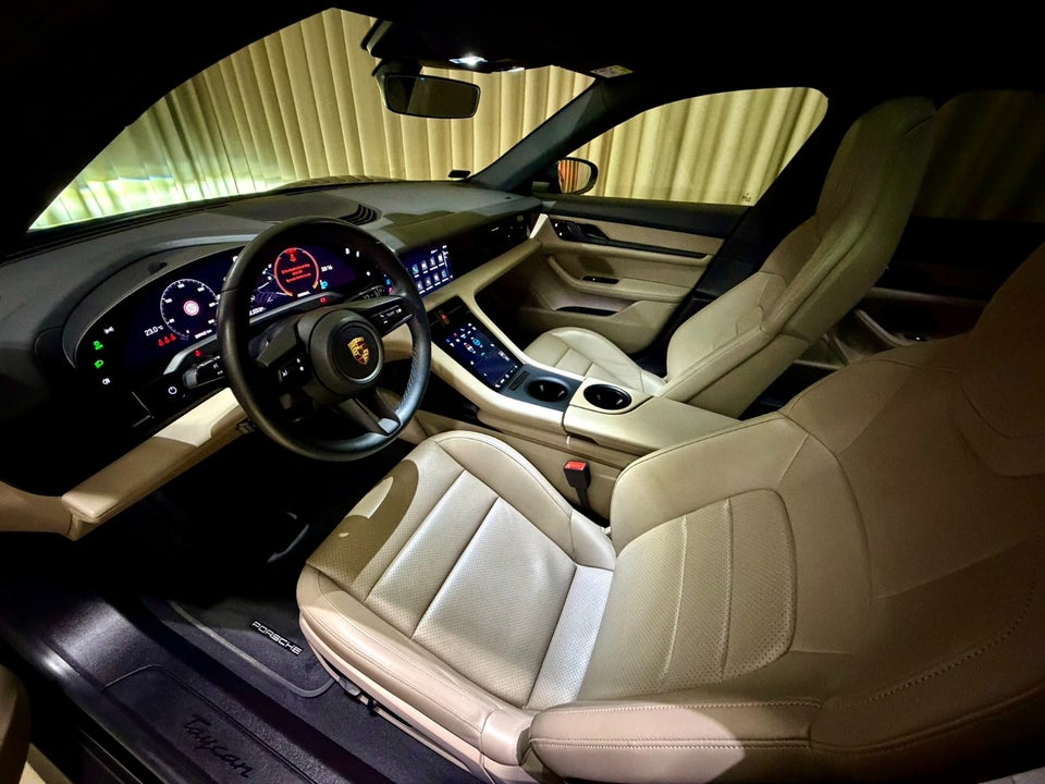 Porsche Taycan Sport Turismo 5d