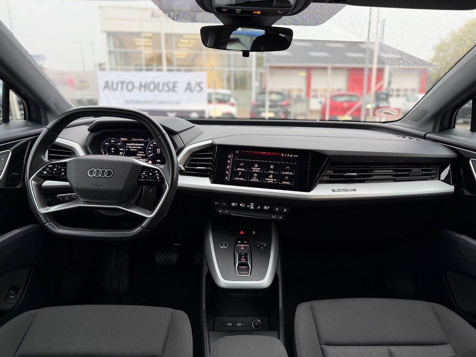 Audi Q4 e-tron 40  5d
