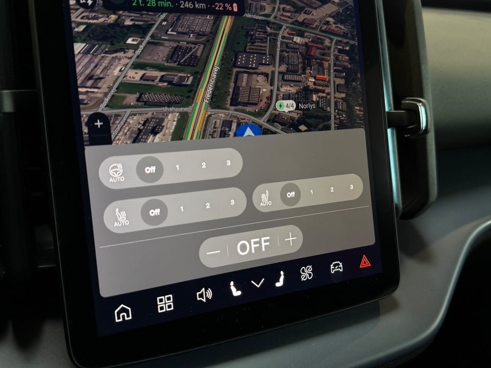 Volvo EX30 Extended Range Core 5d