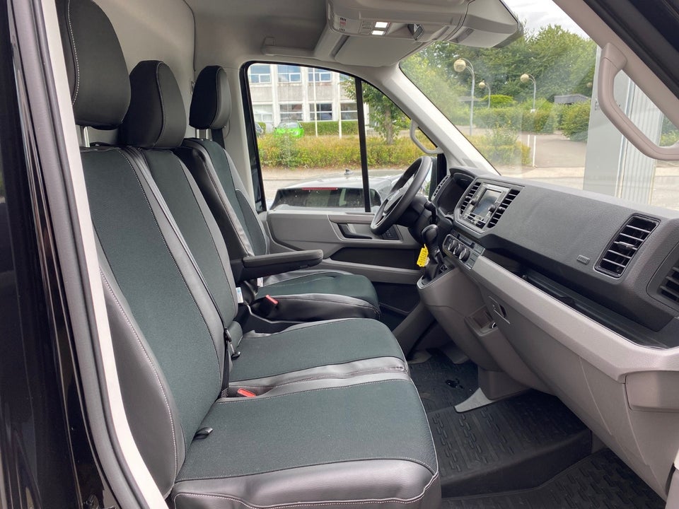 VW Crafter 35 2,0 TDi 177 Kassevogn L3H3 aut.