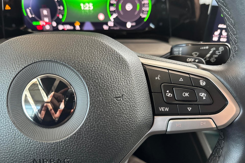 VW Golf VIII 1,4 eHybrid DSG 5d