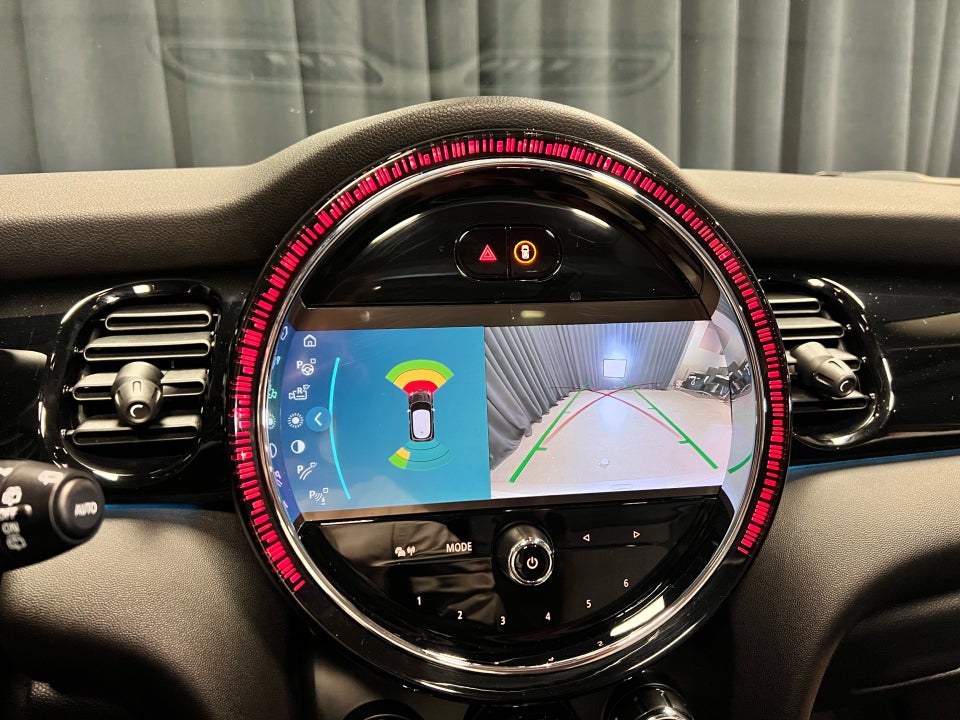 MINI Cooper SE Classic Trim 3d