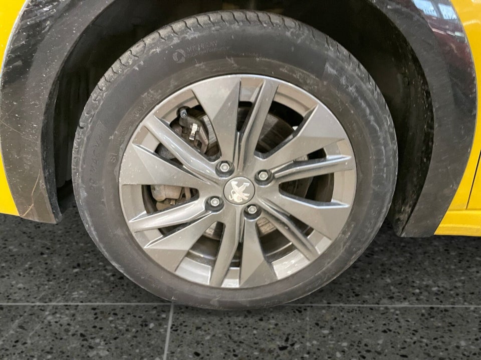 Peugeot e-208 50 Allure Pack 5d