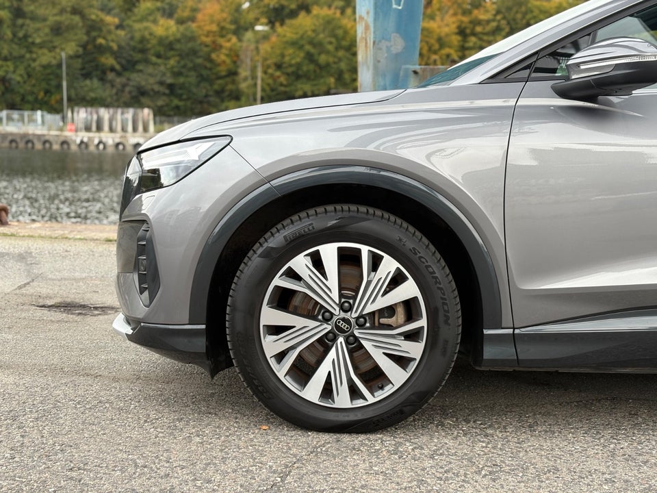 Audi Q4 e-tron 40 Advanced Sportback 5d