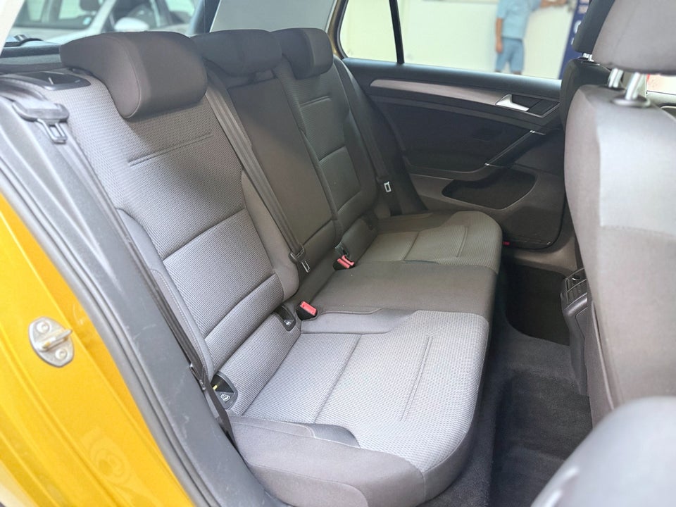 VW Golf VII 1,5 TSi 130 Comfortline 5d