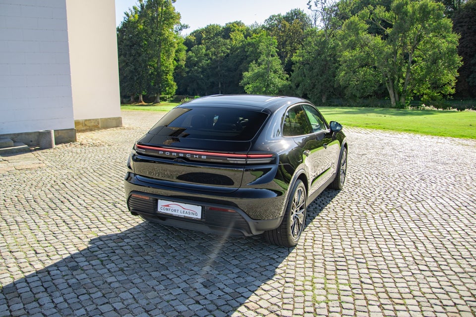 Porsche Macan 5d