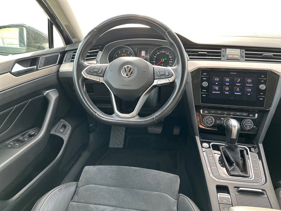 VW Passat 1,5 TSi 150 Elegance+ Variant DSG 5d