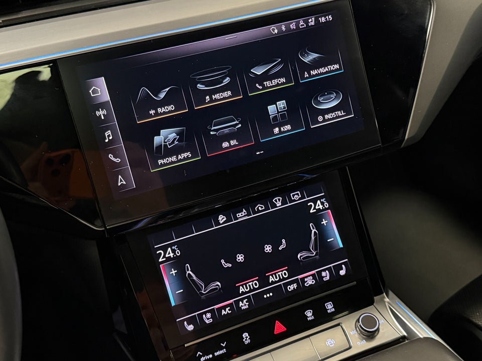 Audi e-tron 55 S-line quattro 5d