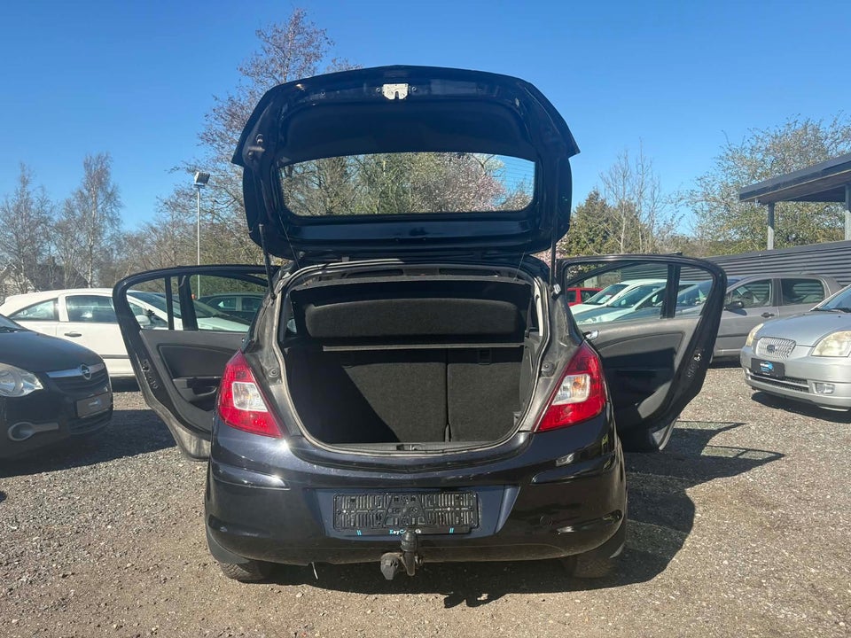 Opel Corsa 1,4 16V Enjoy 5d