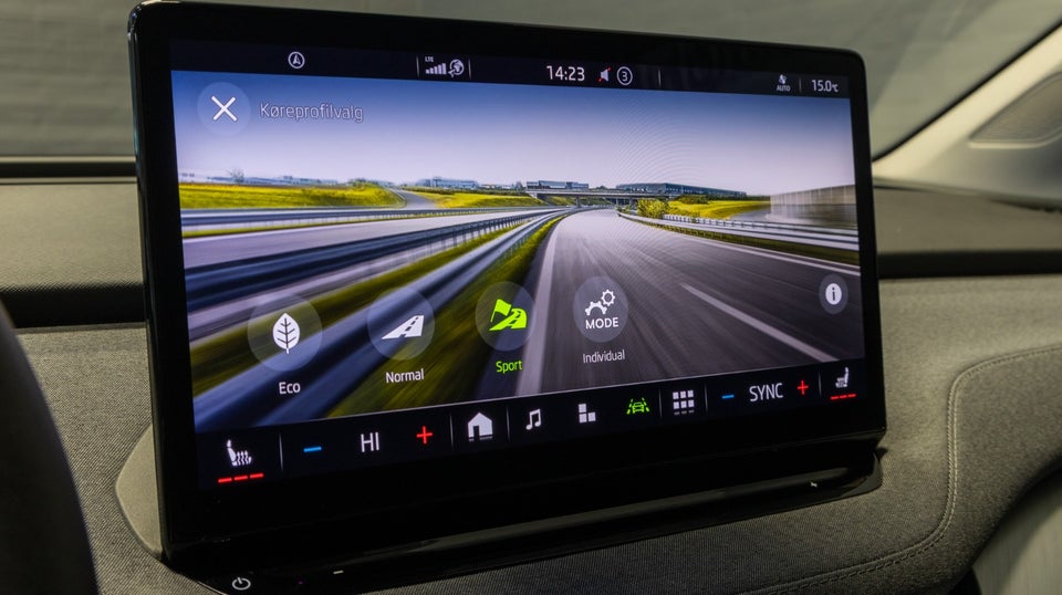 Skoda Enyaq 80 iV Loft 5d