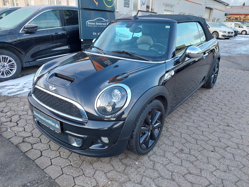 MINI Cooper S 1,6 Cabriolet 2d