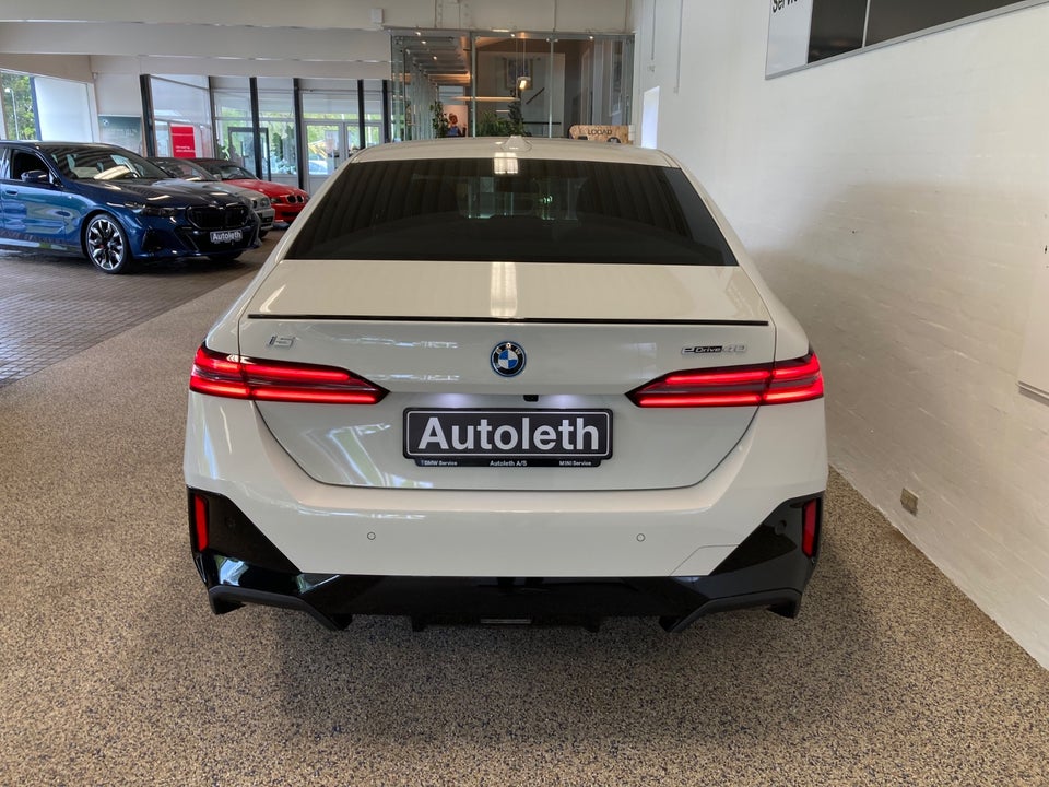 BMW i5 eDrive40 M-Sport Pro 4d