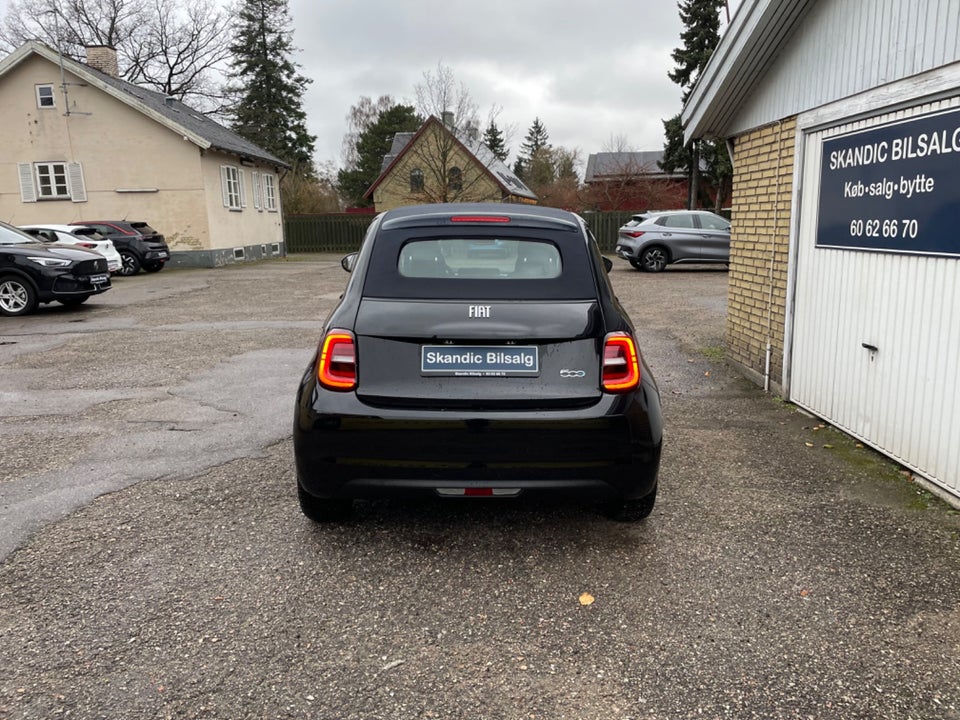 Fiat 500e Icon Cabrio 2d