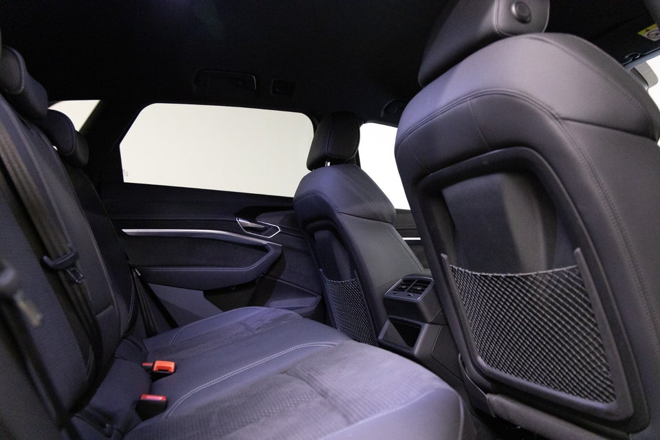 Audi e-tron 55 S-line quattro 5d