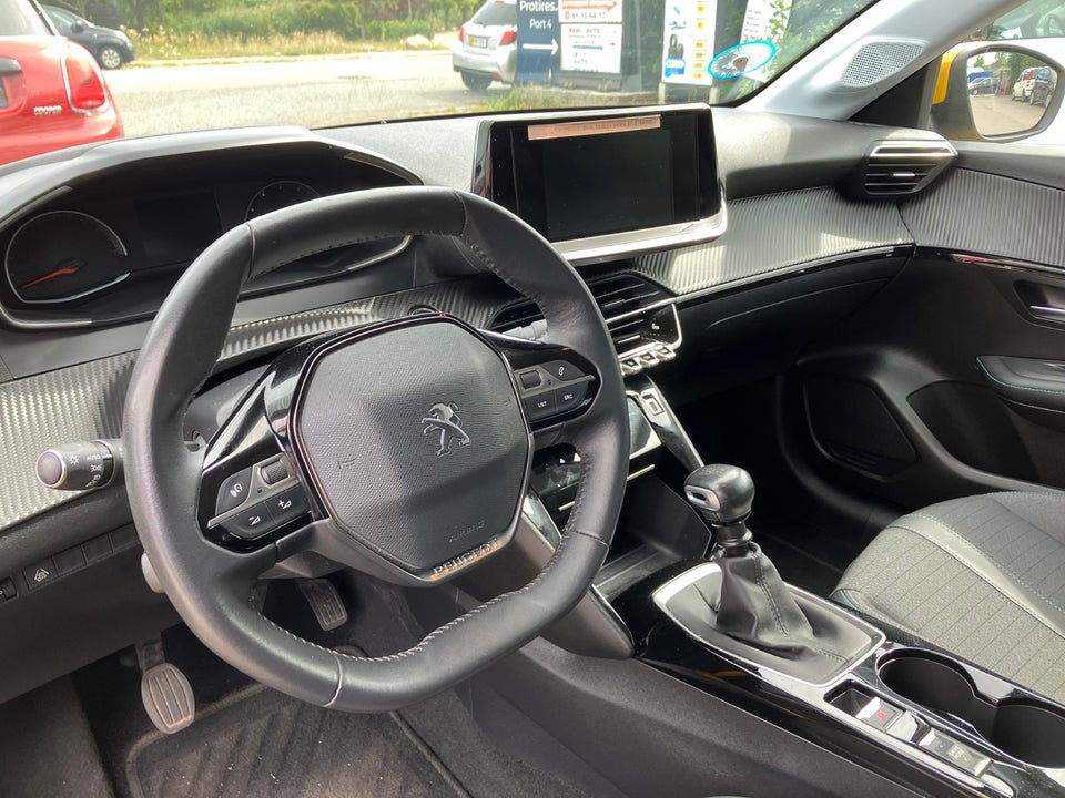 Peugeot 208 1,2 PureTech 100 Supreme+ 5d