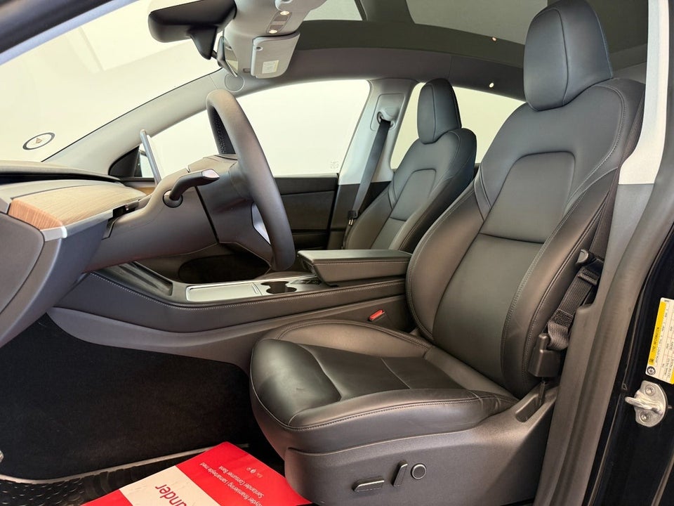 Tesla Model Y Long Range RWD 5d
