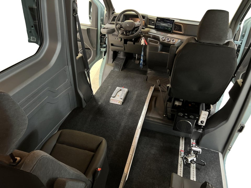 Renault Master V T35 87 E-Tech L2H2 Tekno Combi