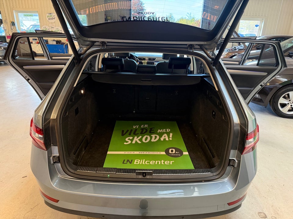 Skoda Superb 1,4 TSi 150 Business Executive Combi DSG 5d