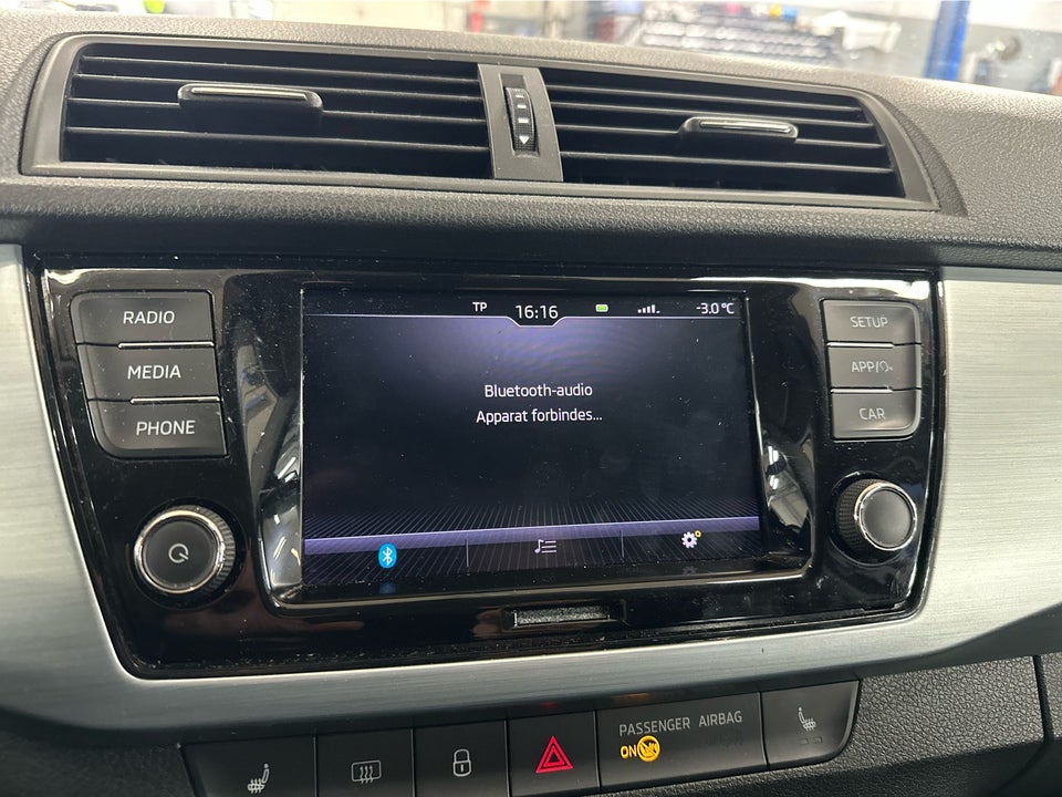 Skoda Fabia 1,0 TSi 110 Ambition Combi DSG 5d