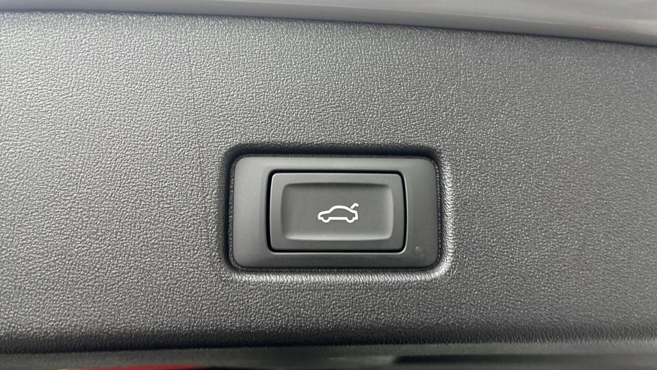 Audi Q4 e-tron 40  5d