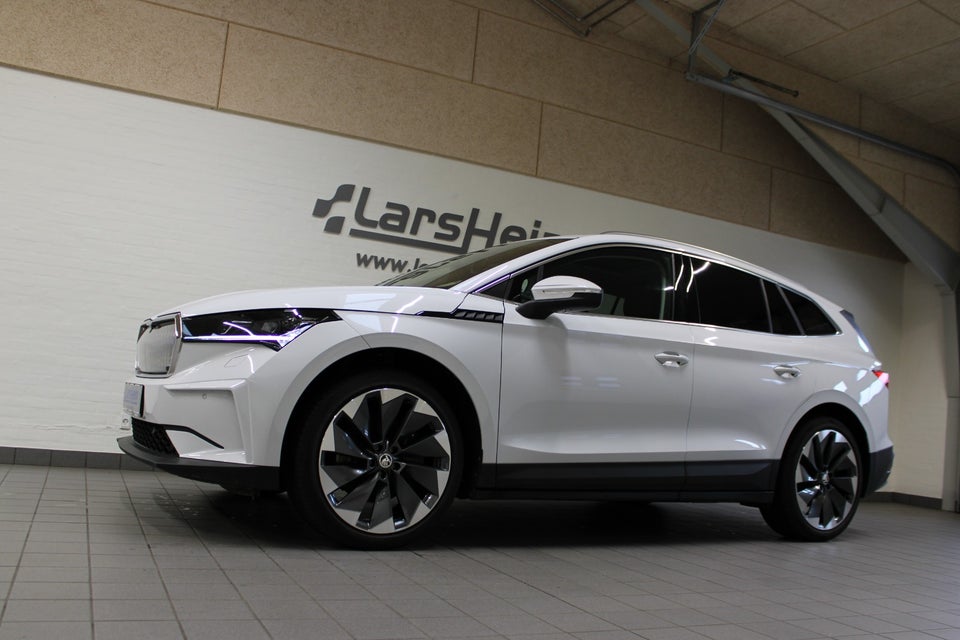Skoda Enyaq 80 iV Suite 5d