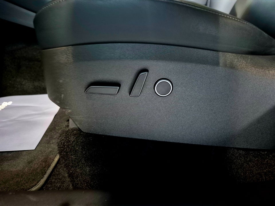 Tesla Model Y Long Range RWD 5d