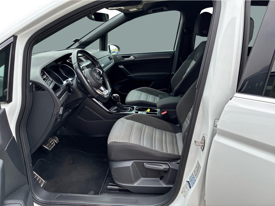 VW Touran 1,4 TSi 150 R-line DSG 7prs 5d