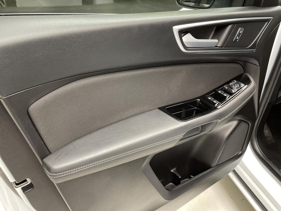 Ford S-MAX 2,0 EcoBlue Titanium aut. Van 5d