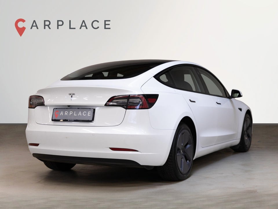 Tesla Model 3 RWD 4d