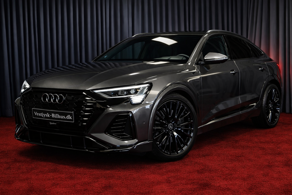 Audi Q8 e-tron 55 S-line Sportback quattro 5d