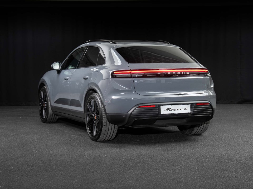 Porsche Macan 5d