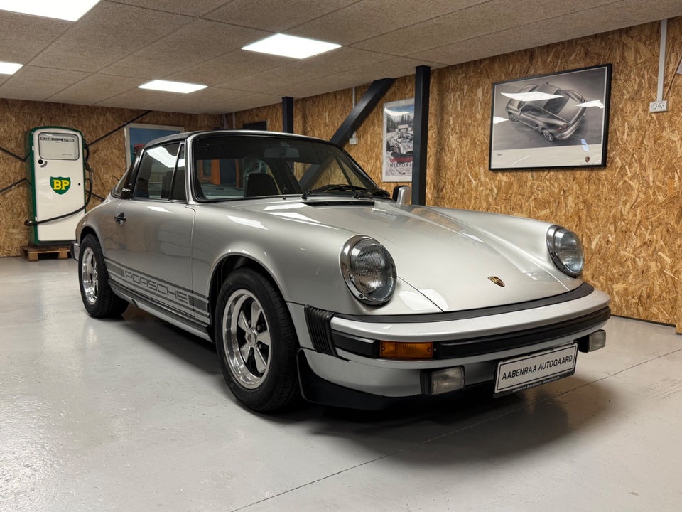 Porsche 911 2,7 Targa 2d