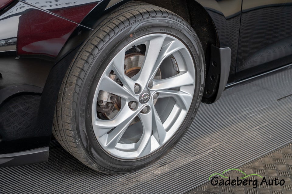 Opel Astra 1,4 T 150 Dynamic 5d