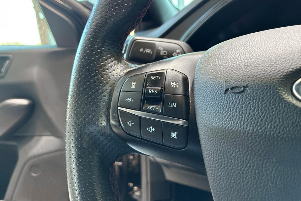 Ford Focus 1,0 EcoBoost ST-Line stc. aut. 5d