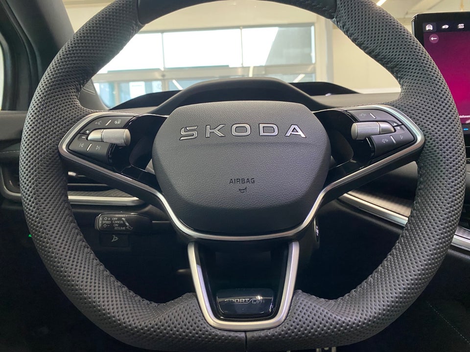 Skoda Enyaq 85 iV Sportline Advanced 5d